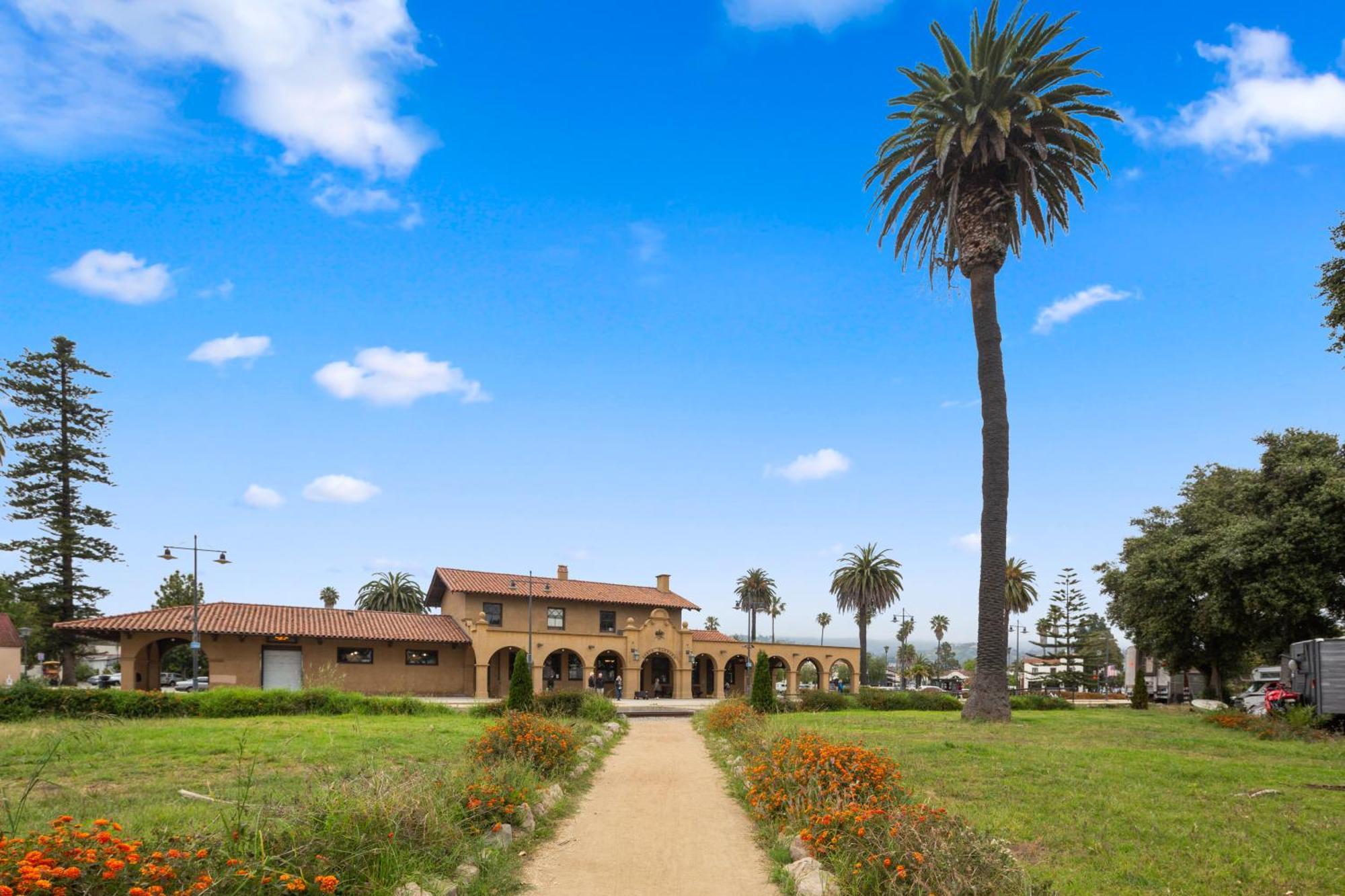 Ith Santa Barbara Beach Hostel Exteriör bild
